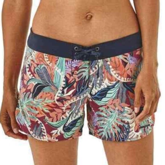 Patagonia Women's Blue Botanical Wavefarer Boardshorts - Size 6
